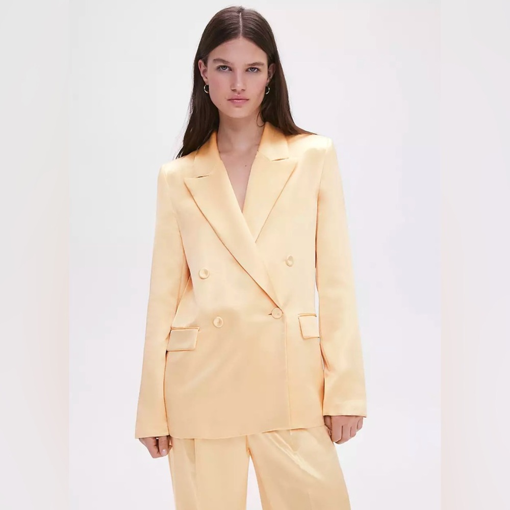 NWOT MANGO Selection Cream Satin-Finish Suit Blazer Jacket